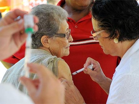 Novas doses de vacina contra H1N1 chegam à Bahia Novas doses de vacina contra H1N1 chegam à Bahia